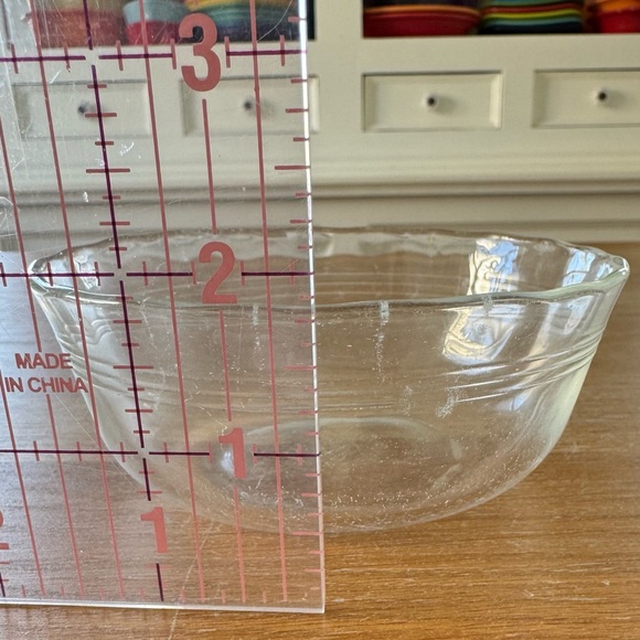Vintage Pyrex Custard Bowl - Picture 2 of 5